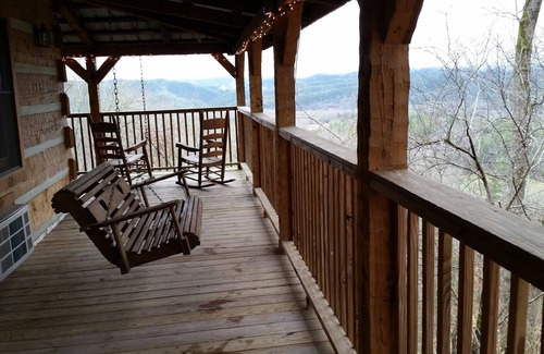 Townsend Cabin | Cabin with beautiful view, on 'Peaceful Side of the Smokies'