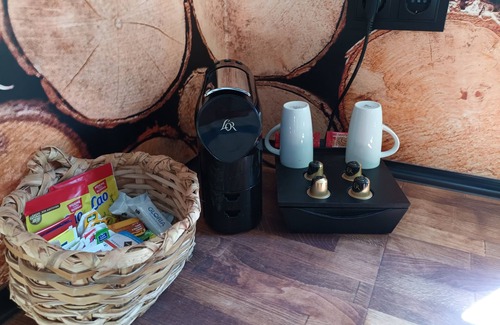 San Bartolome de Tirajana Cabin | Cabin with jacuzzi in its 800 meter private land with fruit trees.