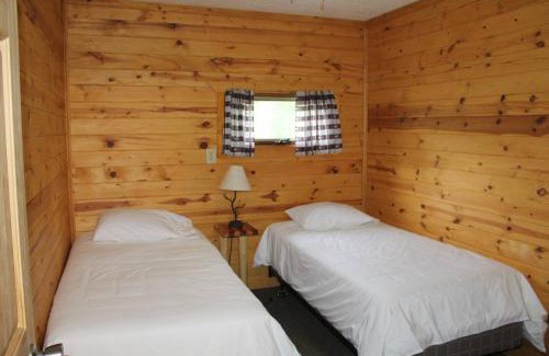 Deer River House | Cabin10 - Poolside Cabin with a lake view and great fishing