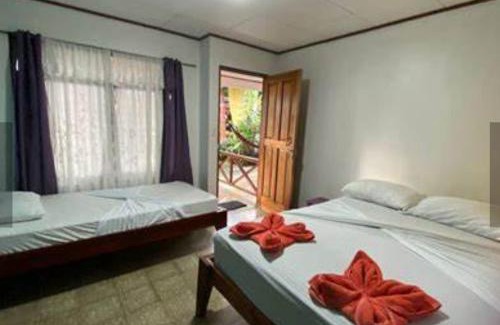 Cahuita Hotel | Cabinas Palmer