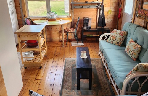 Saint Peters Bay Cottage | Cable Head Oceanview Casita