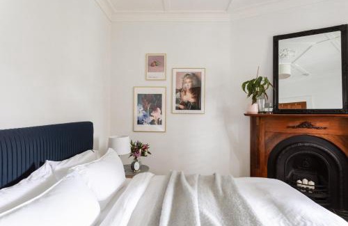 Trevallyn House | Cable's Landing, stunning heritage home near the Cataract Gorge and CBD