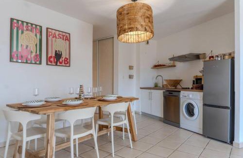 Sainte-Clotilde Centre Apartment | Cactus appartement T4