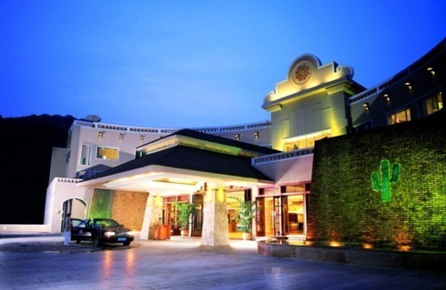 Jiyang Hotel | Cactus Resort Sanya by Gloria