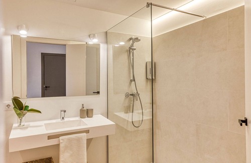 Palau-Saverdera Apartment | Cadaques Apartment.