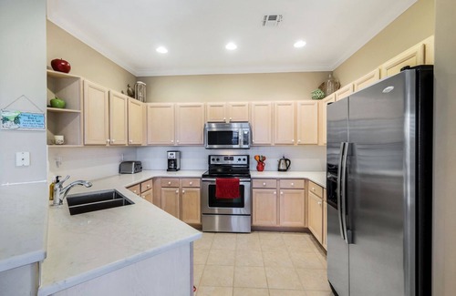 Tropical Cove House | Caddie's Cabin at Lexington CC Golf Village