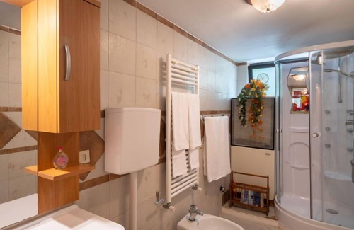 Santa Firmina House | Cadellura by Interhome