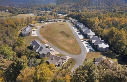 Townsend Condo | Cades Cove Peaceful Place - with Fireplace!