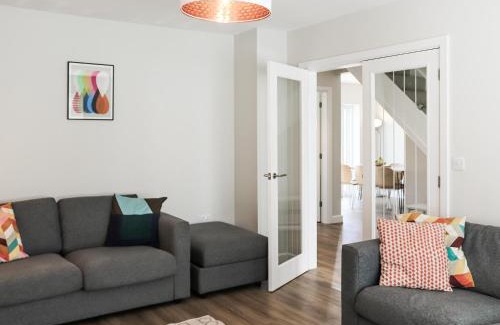 Bont Newydd House | Cae Garw - Uk47587