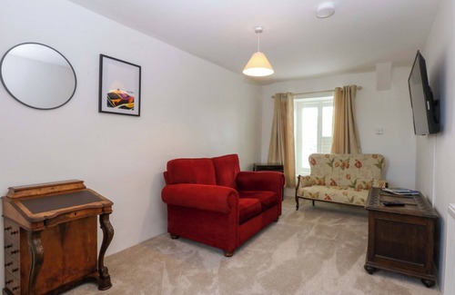 Llanfaelog Cottage | CAE GWYN, character holiday cottage in Llanfaelog