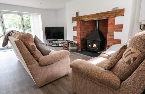 Bronygarth House | Cae Iocyn