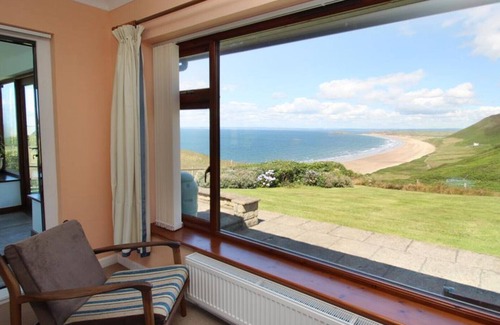 Rhossili House | Caemor - Four Bedroom House, Sleeps 10