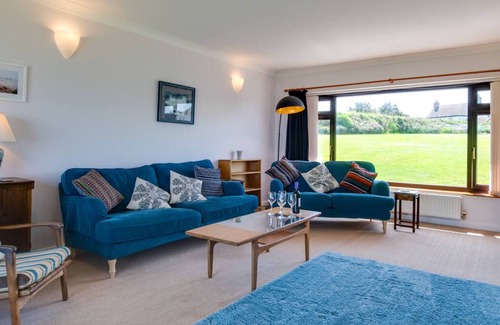 Rhossili House | Caemor in the beautiful Swansea