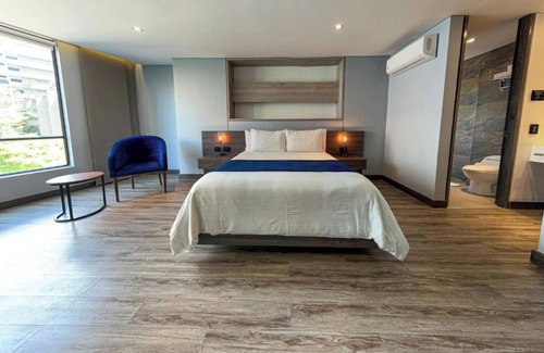 Las Lomas I Hotel | Café Hotel Medellín