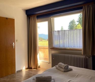 Muehlenbach House | Café Pension Pfaus Heidburg