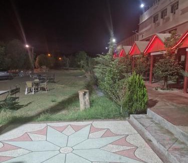 Guers Tiaallaline Hotel | Café restaurant