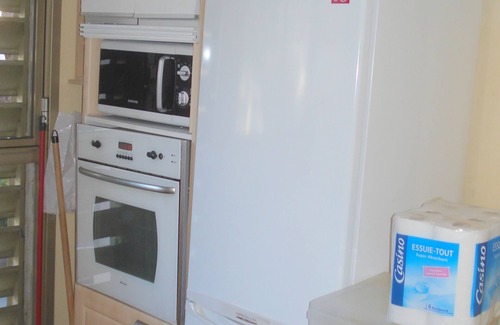 Cros-de-Cagnes Apartment | Cagnes/mer,apt 70m2, 50m from the beach, sea view, air conditioning, Wifi, near shops, garage