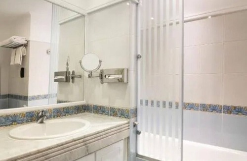 Wadi El Natrun Resort | Cairo Resort with Splash Zones, Spa & Cultural Discoveries l 3 Rooms