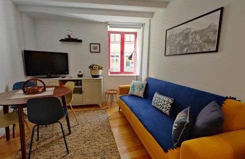 Santa Marinha Apartment | Cais de Gaia Historic Loft