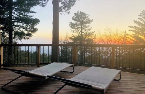 Idyllwild Cabin | Cal-Zen Architectural home with Sunset Views