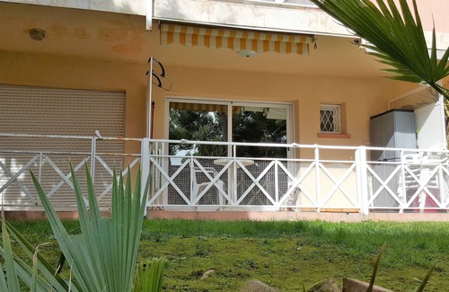 Platja d'Aro Apartment | CALA DEL PI RESIDENTIAL APARTMENT (TREUMAL CENTER) PLATJA D¨ARO