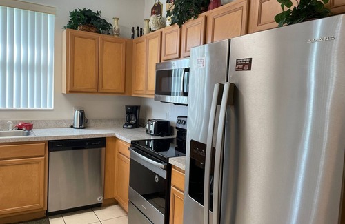 Calabay Parc Villa | Calabay - 8 guests - 4 bedrooms Pool Home with Game Room