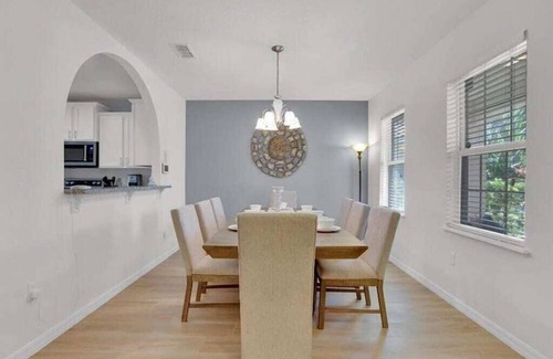 Calabria House | Calabria Lakeside Villa w Private Pool, Spa, Game Room - Minutes to Disney