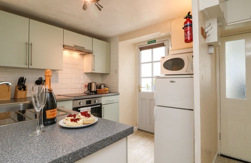 Mousehole Cottage | CALAC COTTAGE, family friendly, country holiday cottage in Mousehole