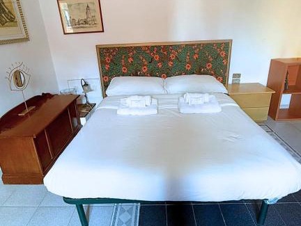 Tor Sapienza Apartment | Calanchoe Creativity and Comfort