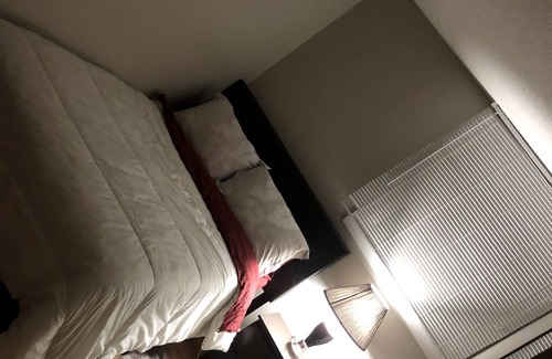 Crescent Heights Condo | CALGARY DOWNTOWN SMART HOME FOR SHORT STAY