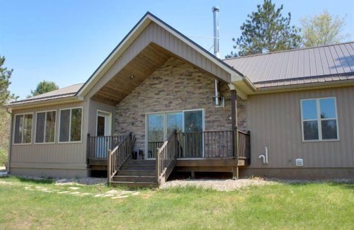 Wisconsin Dells House | Cali's Fawn Lake Haven