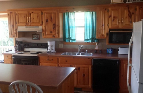Calico Rock Cabin | Calico Rock Cabin-500 Calico St 390 Chessmond Ferry Rd viewing the White River