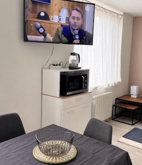 Epinal Apartment | California 88