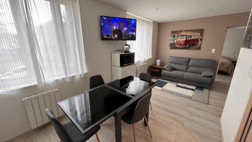 Epinal Apartment | California 88