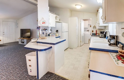 Cottonwood House | California Gem Near Wineries & Red Bluff!