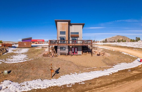 Westcliffe Cabin | Call of The Wild. Luxury mountain setting, sleeps 6.
