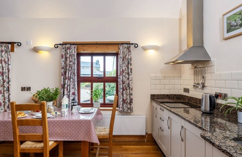 Truro Cottage | Callestock Courtyard Cottages - Wheal Busy charming detached cottage perfect for your honeymoon