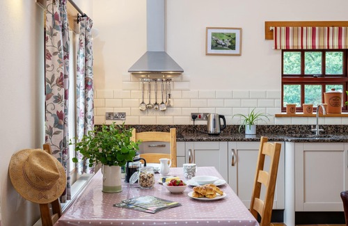 Truro Cottage | Callestock Courtyard Cottages - Wheal Busy charming detached cottage perfect for your honeymoon