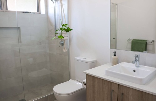 Coolbellup House | Calm and Comfortable Home | Close to Fremantle
