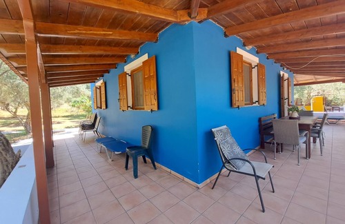 Andravida-Kyllini House | Calm and idyllic in the country, close to the beach - holiday house with wifi |