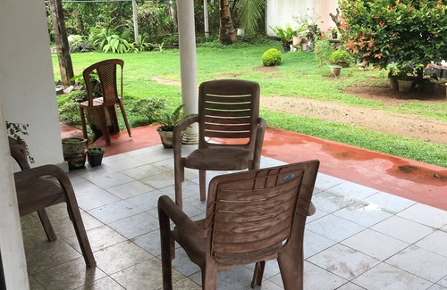 Hikkaduwa Villa | calm and quit place to live -5 min to access to the beach