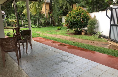 Hikkaduwa Villa | calm and quit place to live -5 min to access to the beach