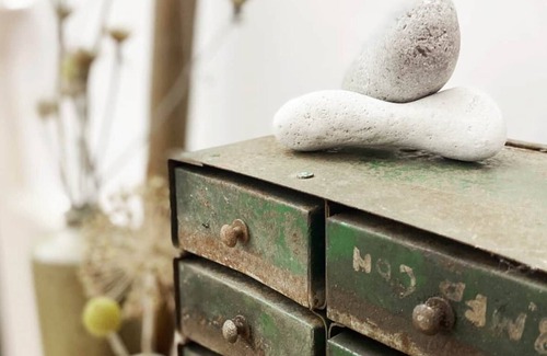 Kingsand Cottage | Calm Cottage - sleeps 6 guests in 3 bedrooms