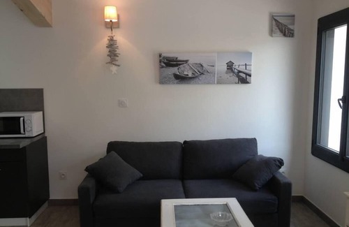 Sanary-sur-Mer House | CALM FISHERMAN'S HOUSE WITH POOL AND REVERSIBLE AIR CONDITIONING