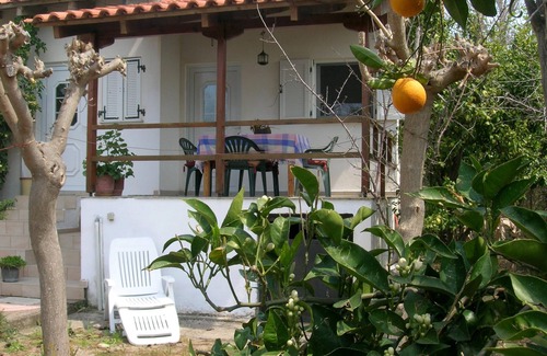 Kakovatos House | Calm located, amid an olive grove, close to the beach, wifi | holiday house Ilia