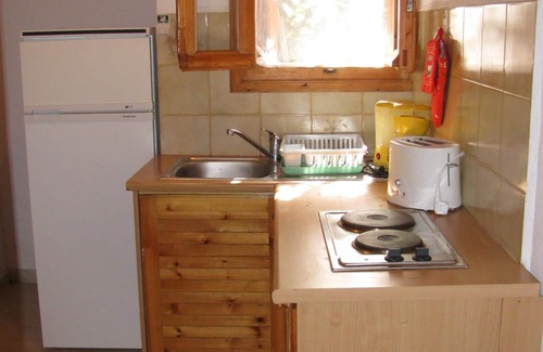 Kakovatos House | Calm located, amid an olive grove, close to the beach, wifi | holiday house Ilia