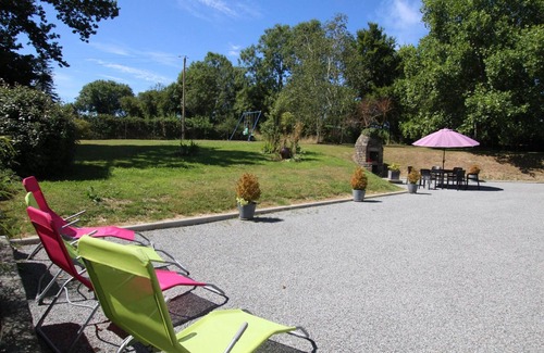 Montaigu-les-Bois Cottage | Calm Norman house with internet and parking