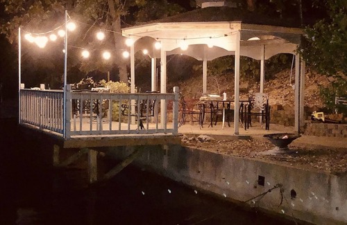 Rocky Mount House | “Calm Water Cove” A Fun Family Lake Front Retreat