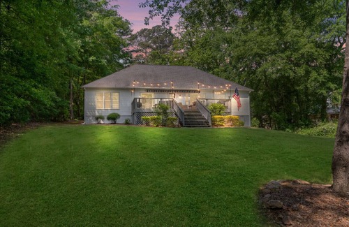 Lake Oconee Apartment | Calm Waters at Lake Oconee