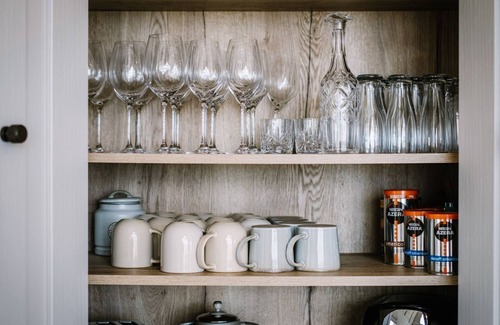 Bridlington Cottage | CALM WATERS LUXURY BEACH HOUSE, family friendly in Bridlington